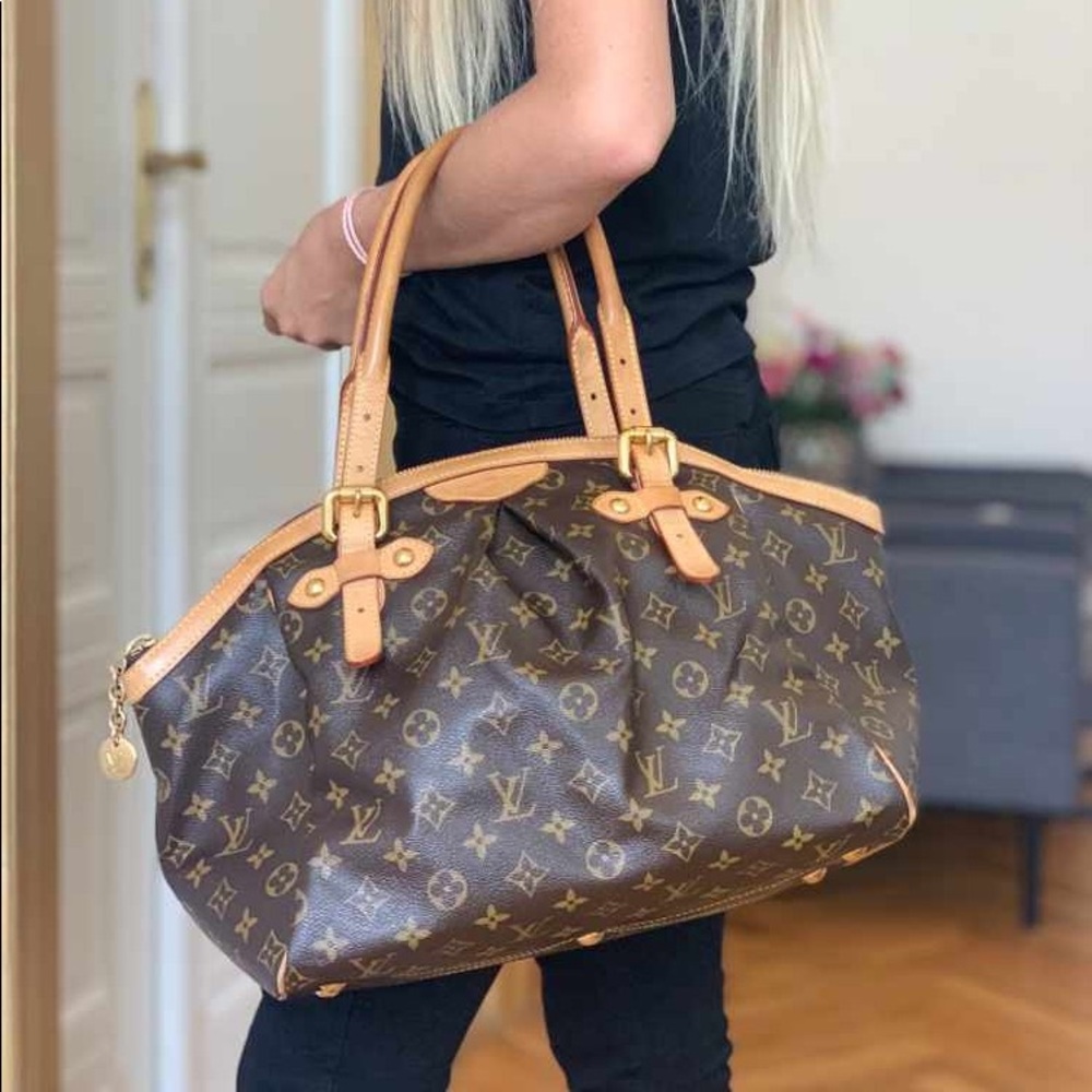 ♥️ExcellentSP1150 AuthenticBeautiful LVTivoli GM♥️